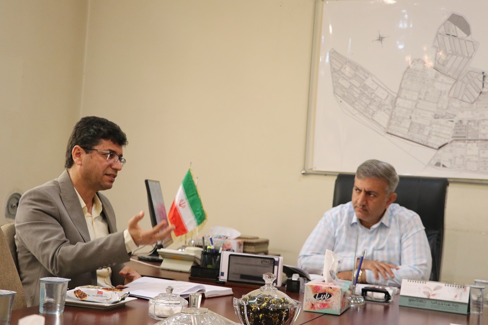 نشست تعاملی مدیرعامل شرکت خدماتیی با مدیران ناحیه 3 اداره تامین اجتماعی شیراز