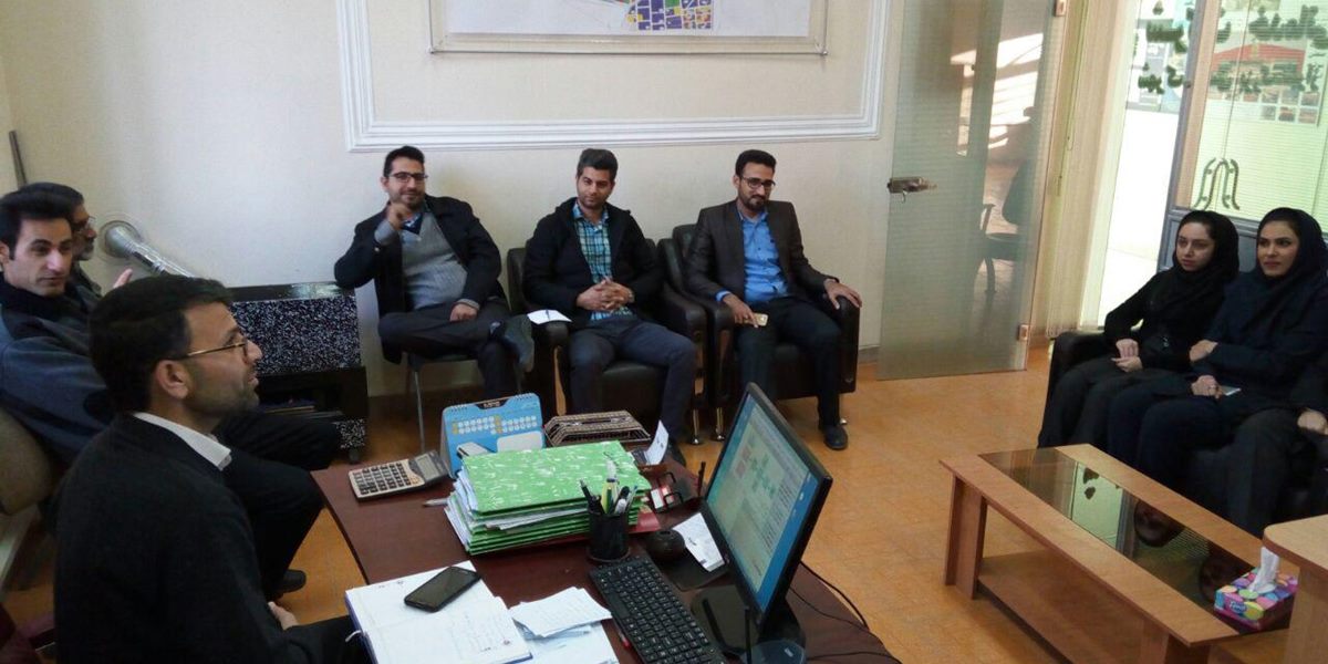 جلسه شرح گزارش عملکرد واحد های شرکت خدماتی