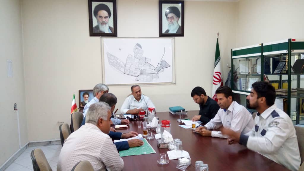 جلسه انتظامات شهرک با مدیرعامل شهرک صنعتی بزرگ شیراز،جهت بالا بردن ضریب امنیتی شهرک
