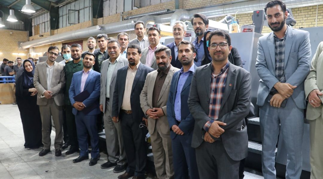 بازدید مدیران روابط عمومی های استان فارس از چهار مجموعه تولیدی در شهرک صنعتی بزرگ شیراز