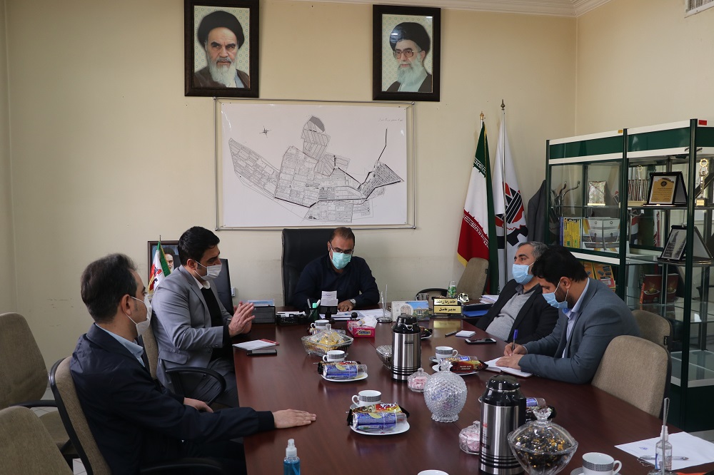 جلسه کارگروه شرکت خدماتی با بسیج اقشار و مهندسین سپاه فجر فارس