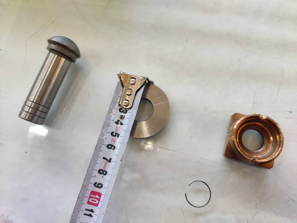 مهندسی معکوس و تولید FINGER PISTON  با برند FLOWSERVE